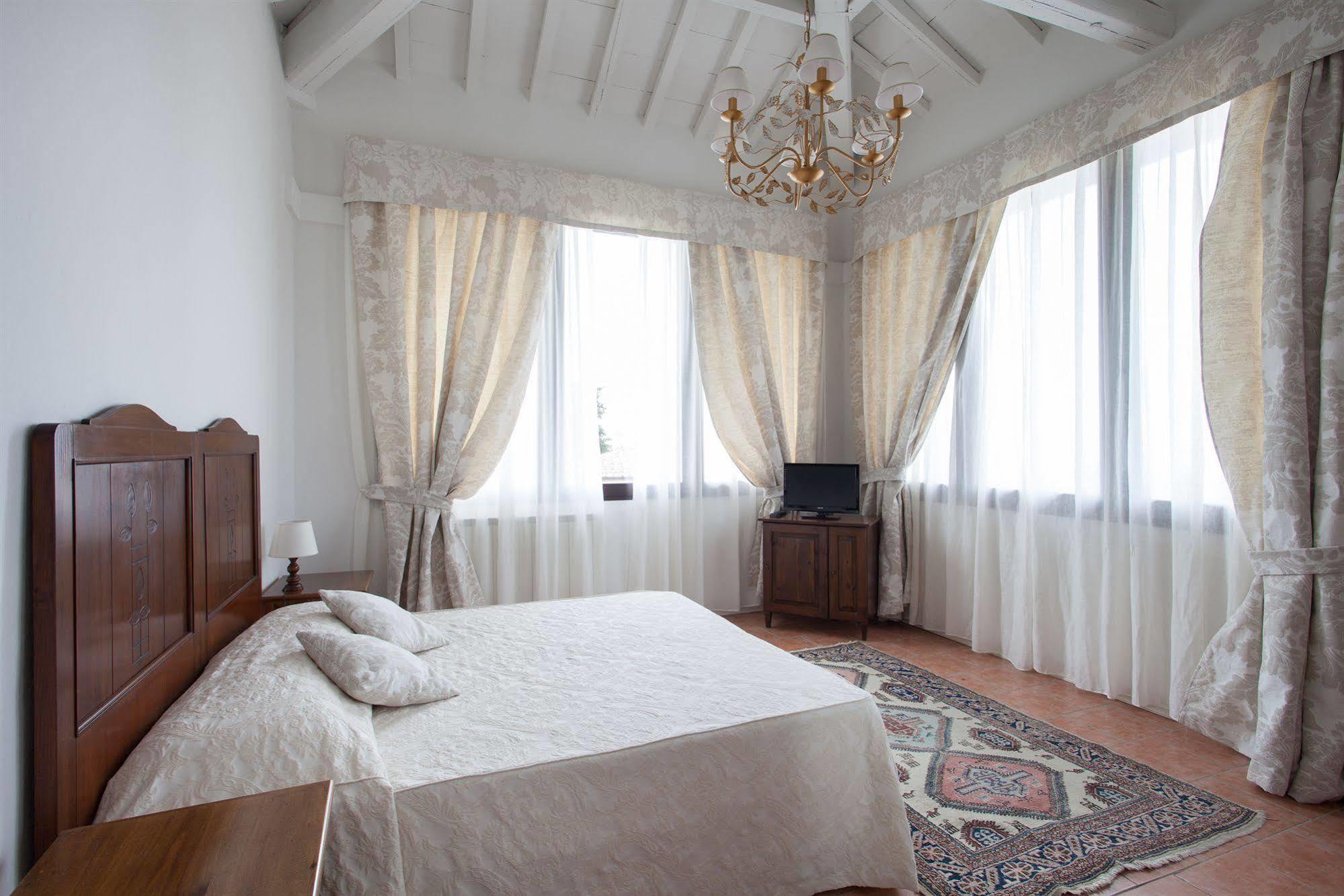 كاستيلّينا إنْ كْيانت Villa Cristina المظهر الخارجي الصورة
