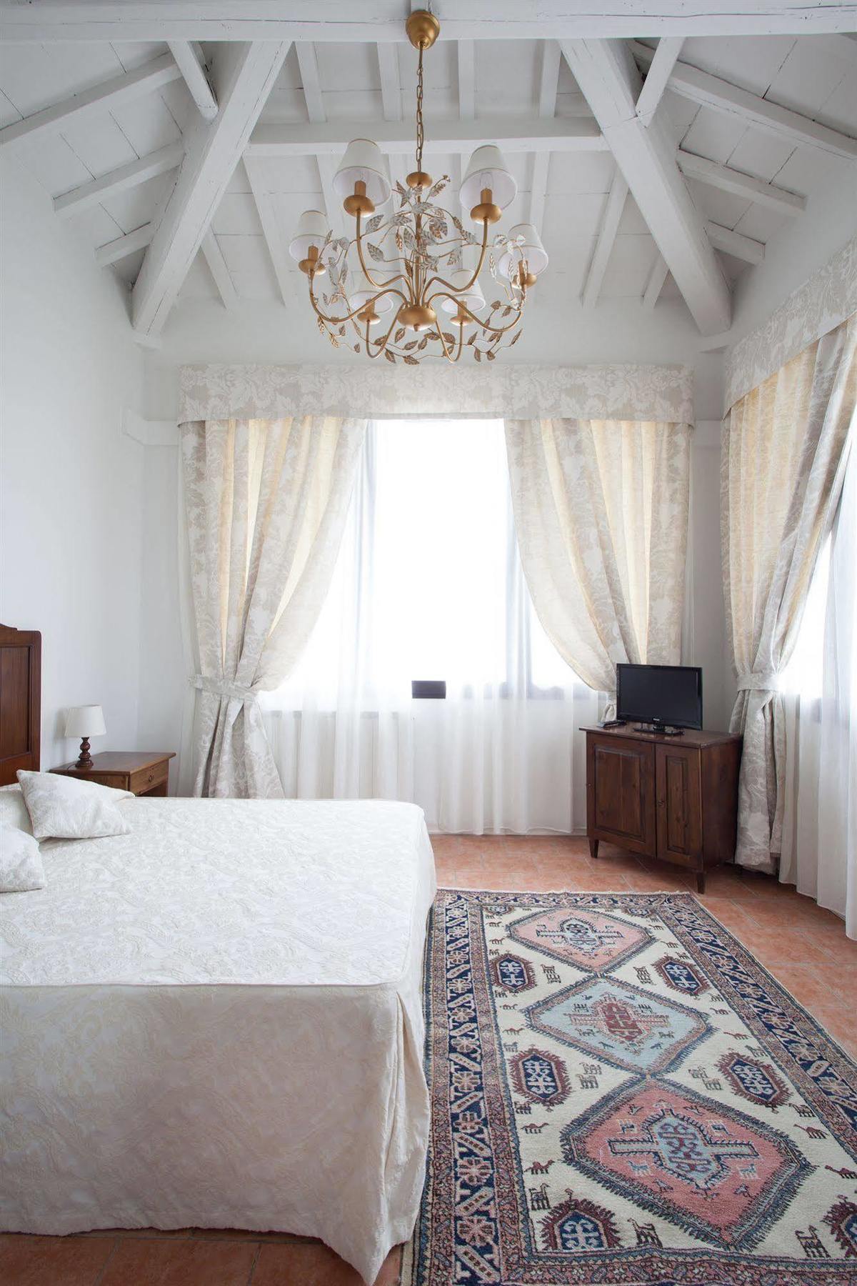كاستيلّينا إنْ كْيانت Villa Cristina المظهر الخارجي الصورة